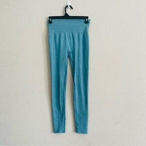 CRVS scrunch Leggings blue  size M seamless soft workout gym yoga